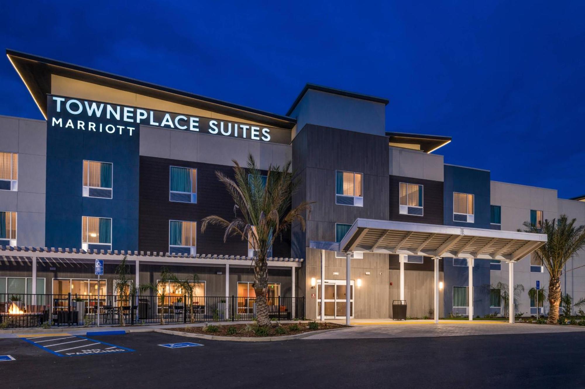 Towneplace Suites By Marriott Merced Exterior photo