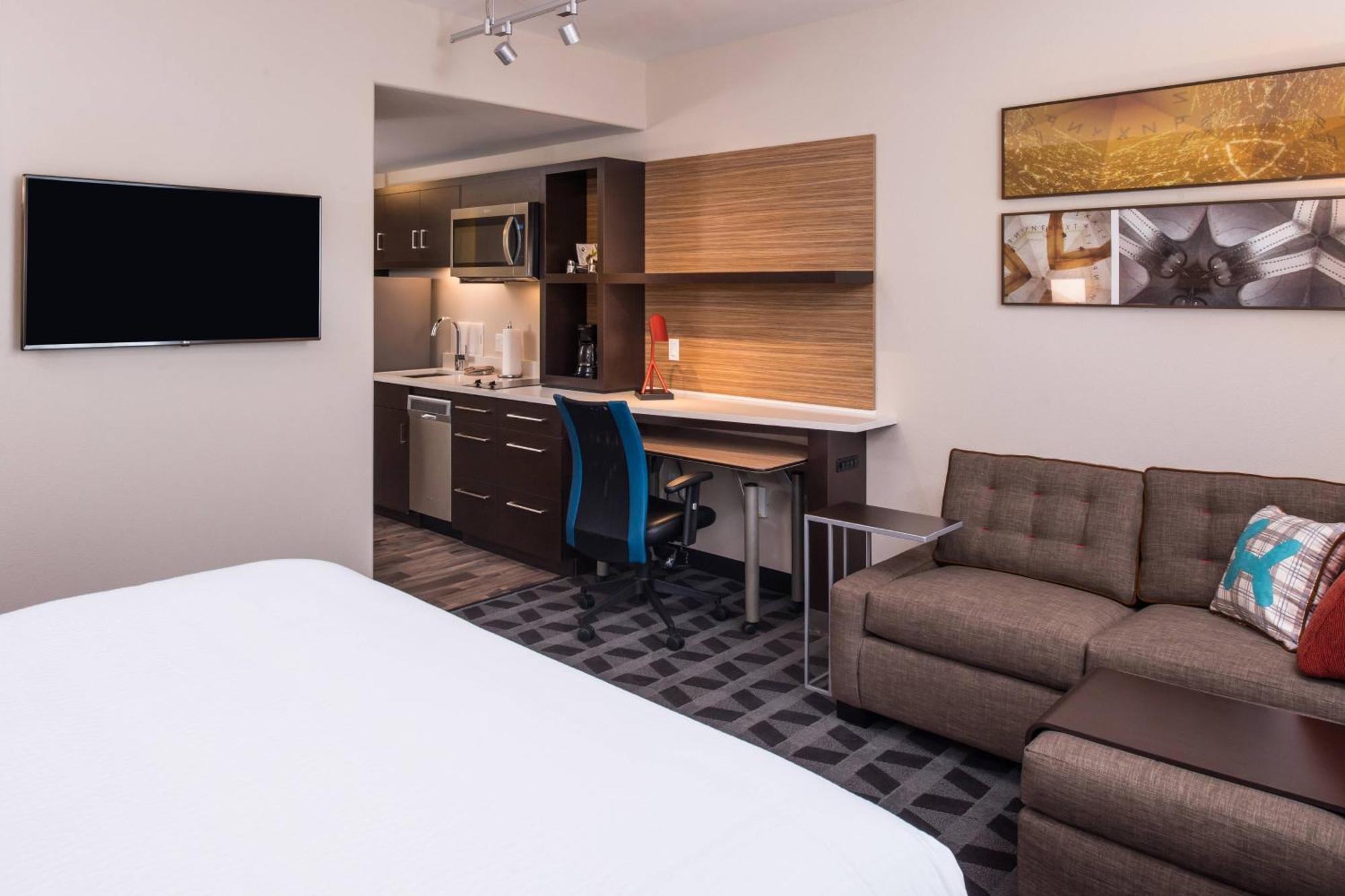 Towneplace Suites By Marriott Merced Exterior photo