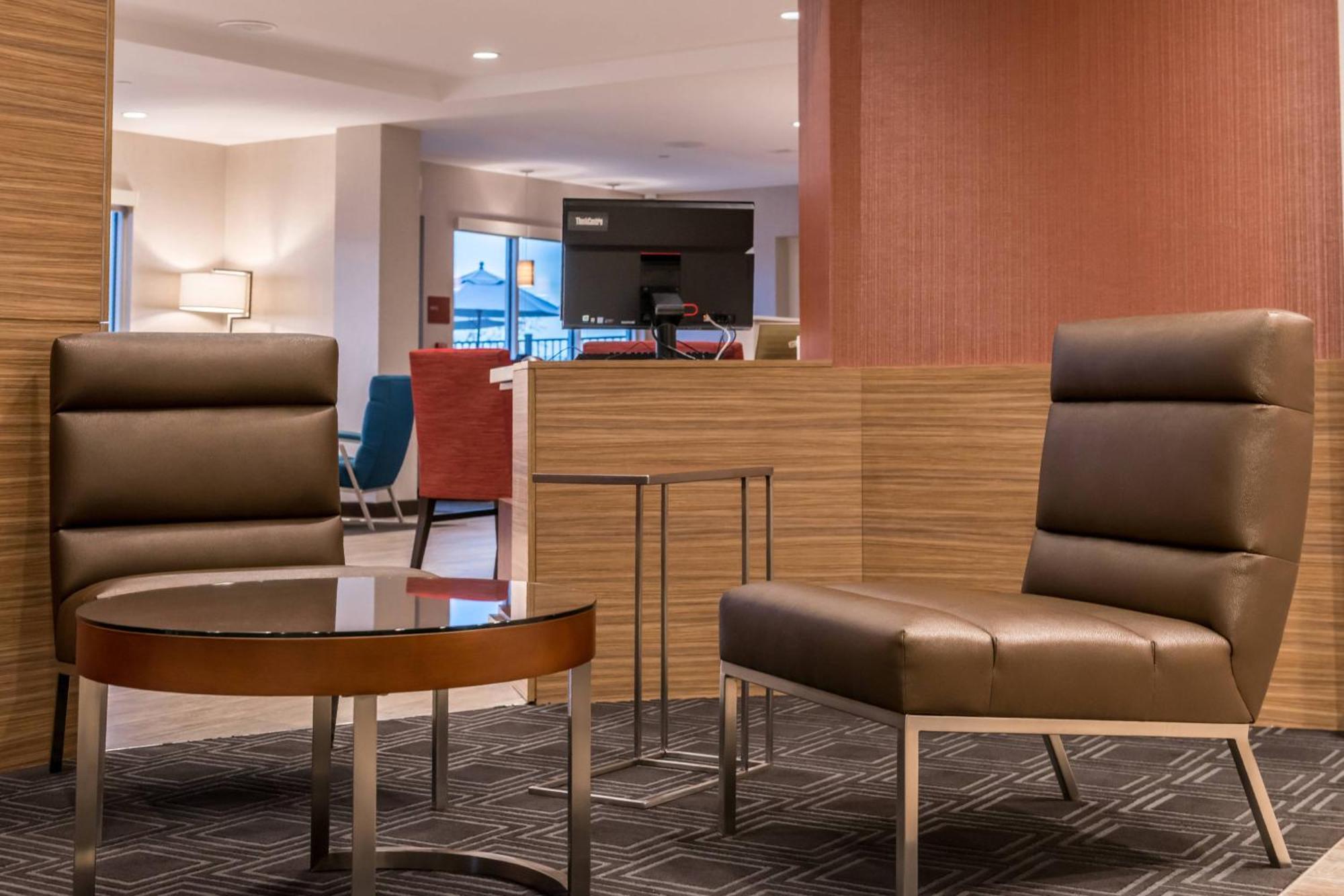 Towneplace Suites By Marriott Merced Exterior photo